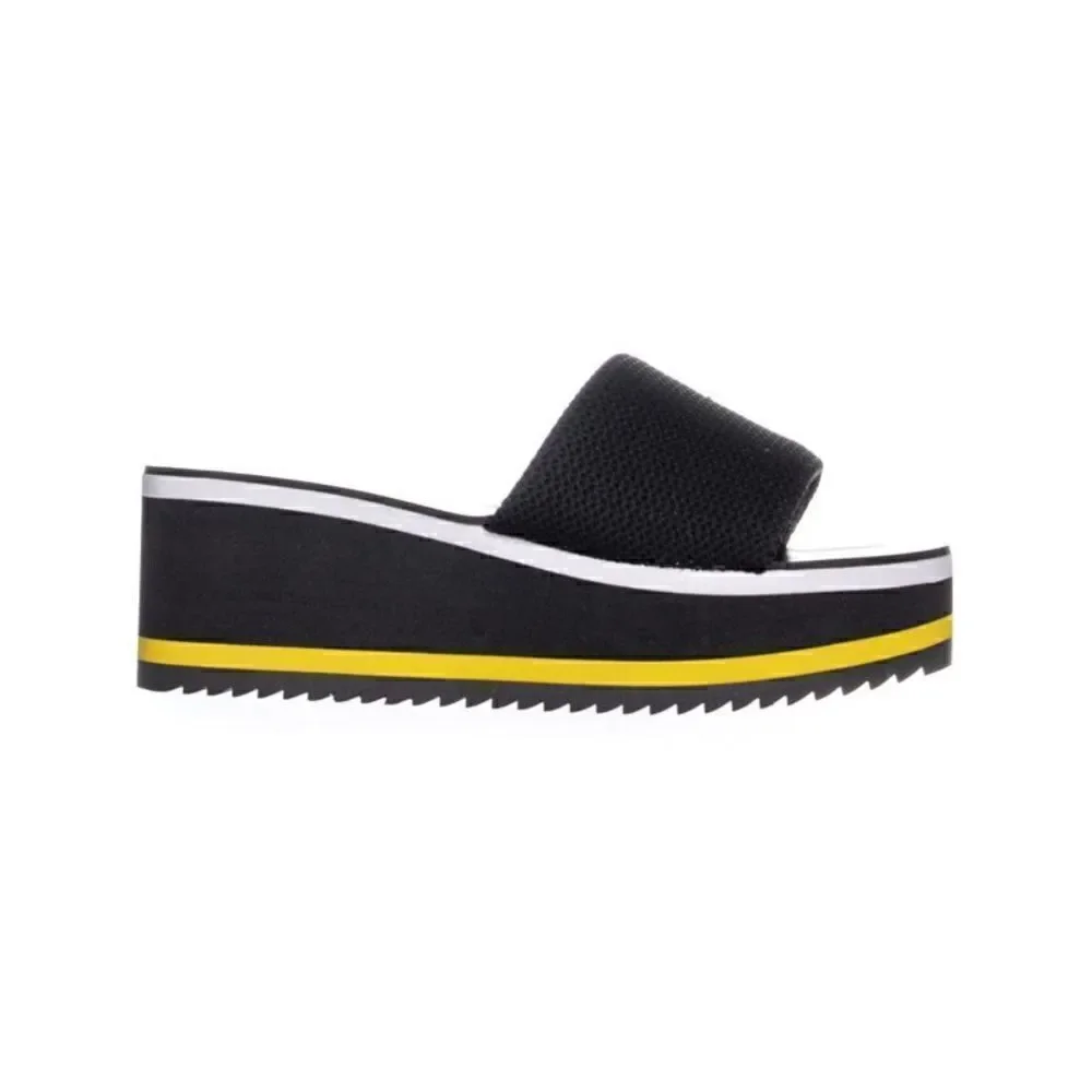 Call It Spring Larelasien Platform Slide Sandals in the Size 9